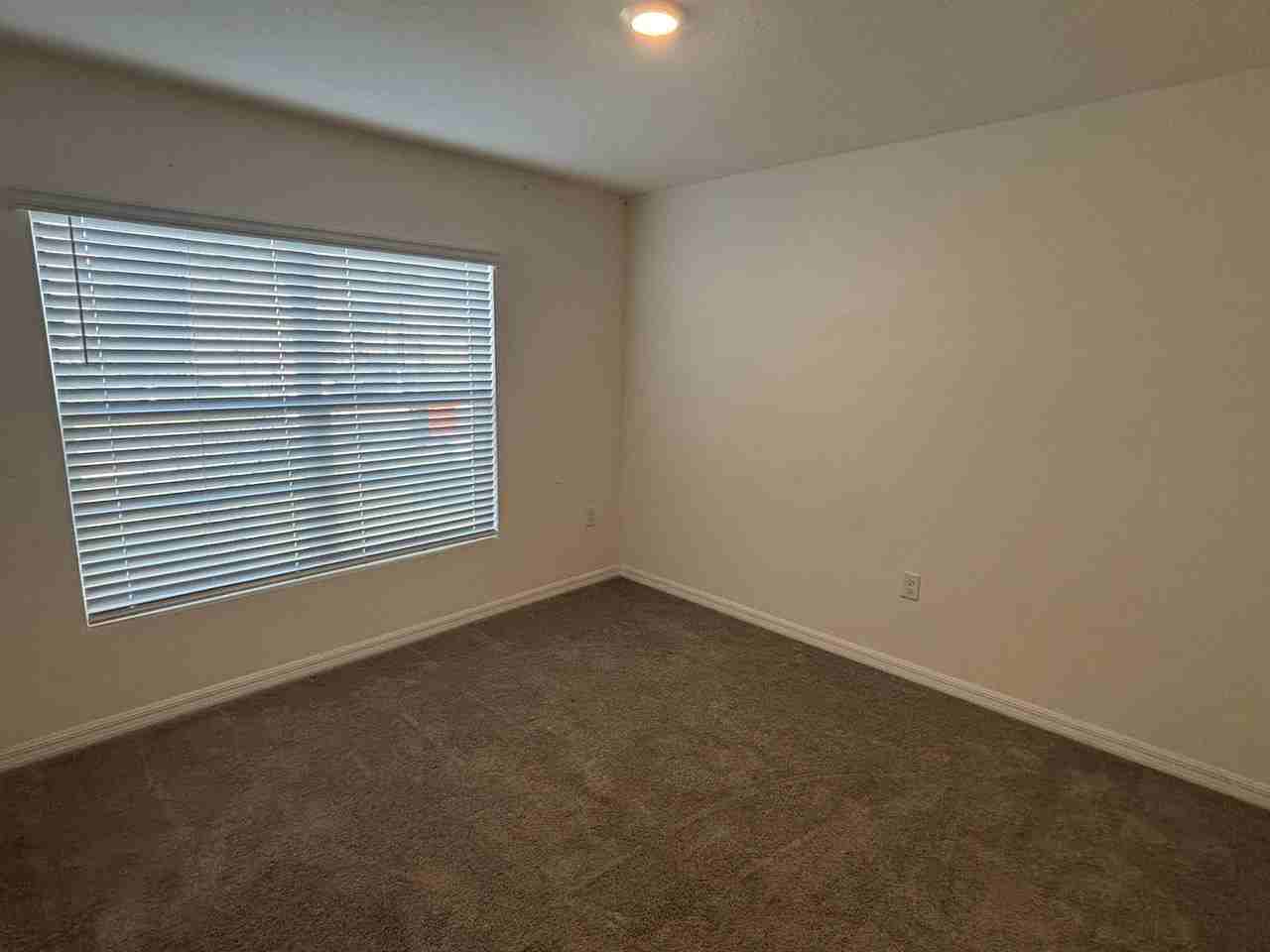 8940 Sw 50th Ter - Photo 4 of 24