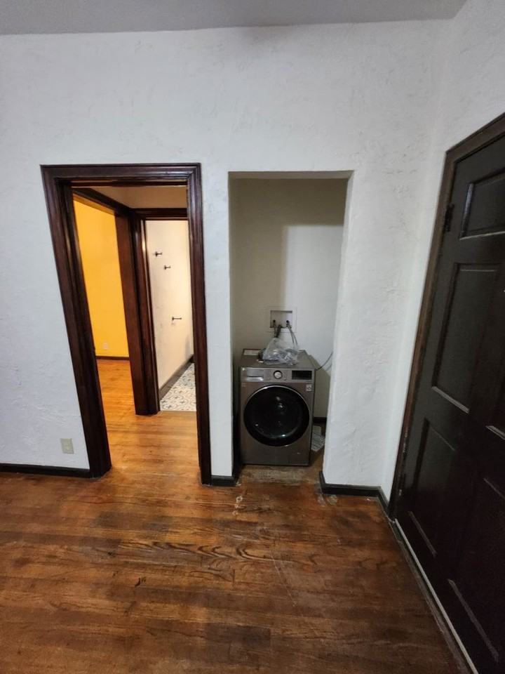 810 W Craig Pl #102 - Photo 6 of 7