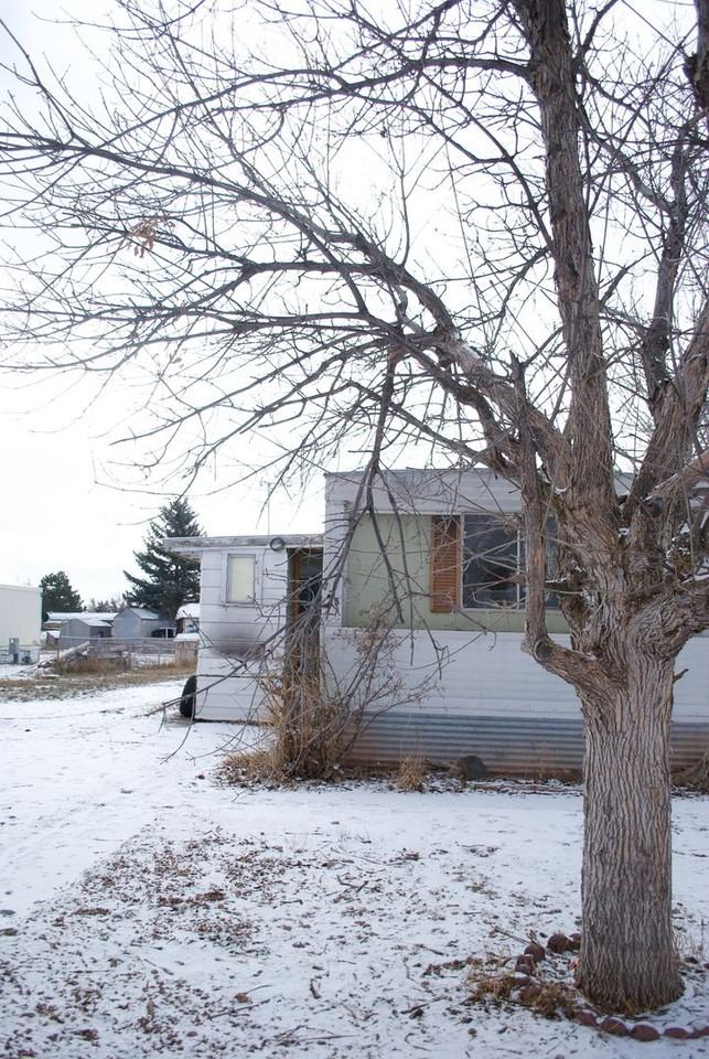 725 Marcia Dr - Photo 2 of 11