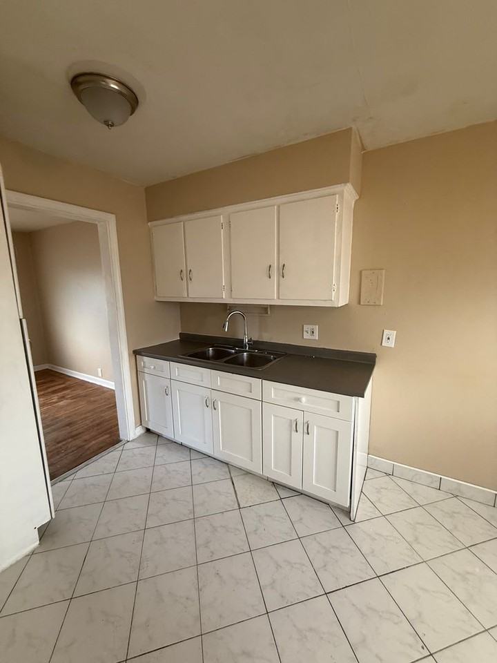 864 E 260th St - Photo 2 of 9