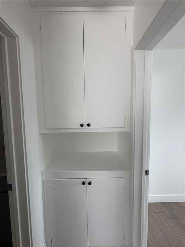 445 Rose Ave - Photo 5 of 21