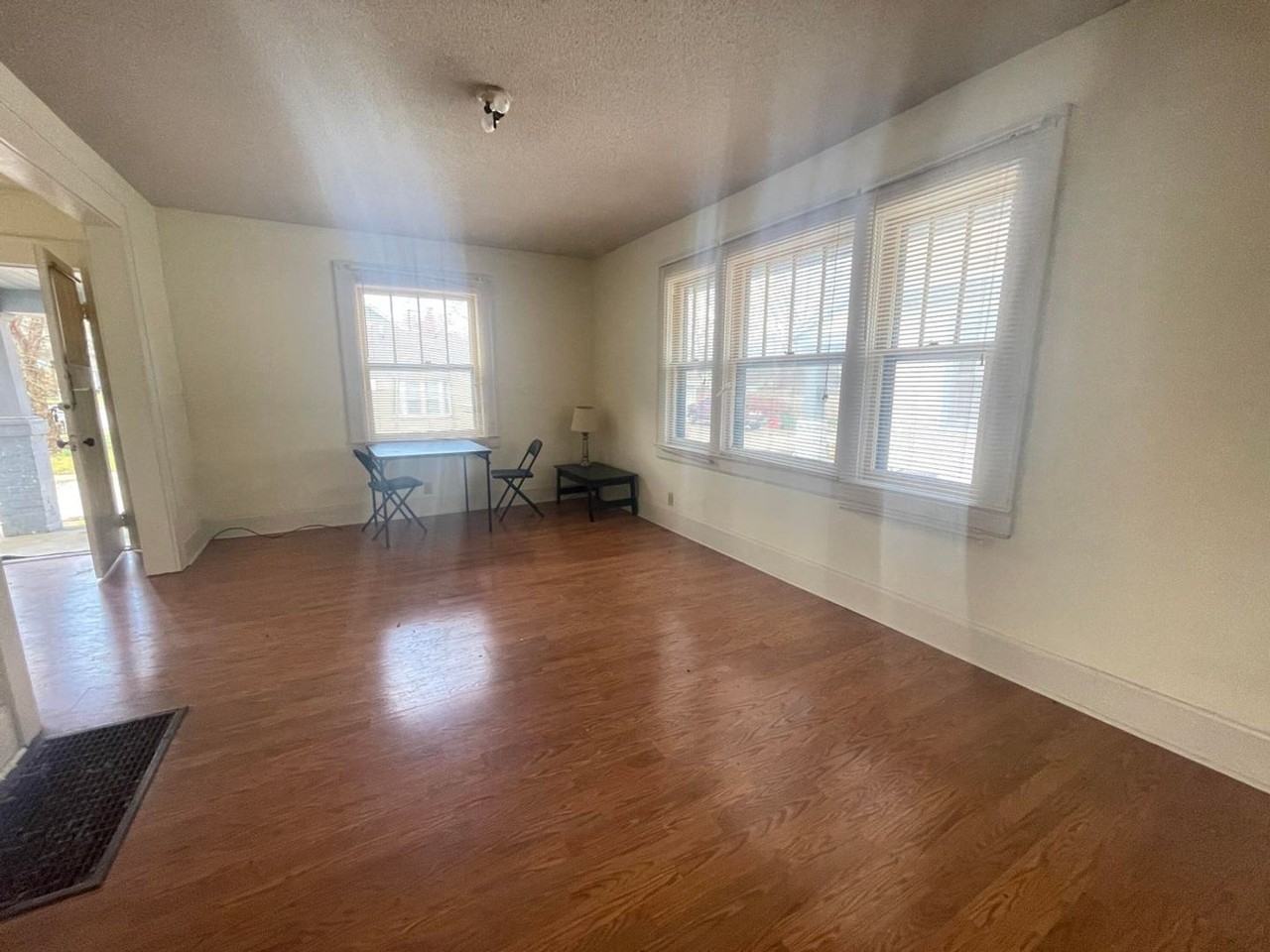 1234 1234 E Page springfield MO 65806 - Photo 3 of 12