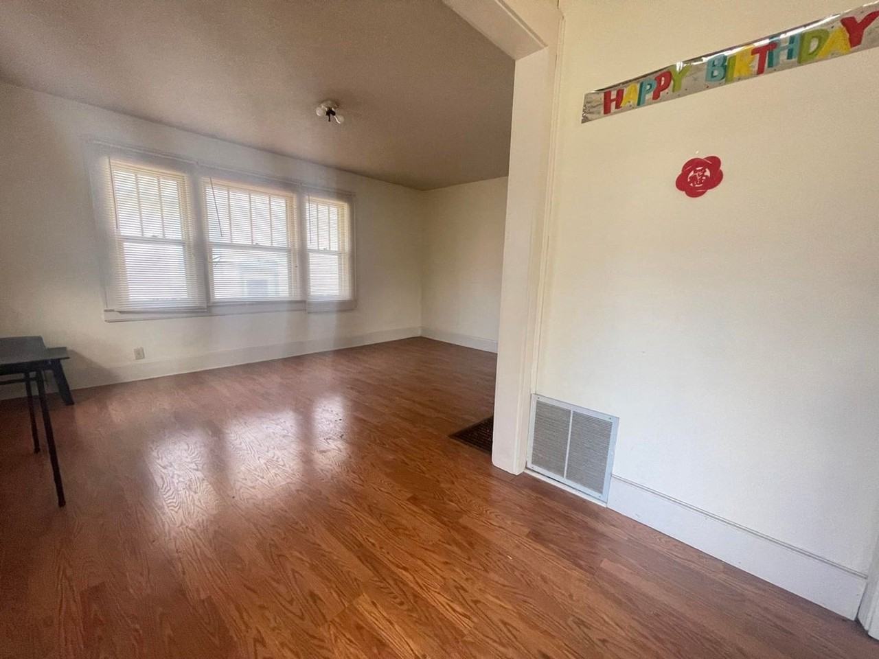 1234 1234 E Page springfield MO 65806 - Photo 6 of 12