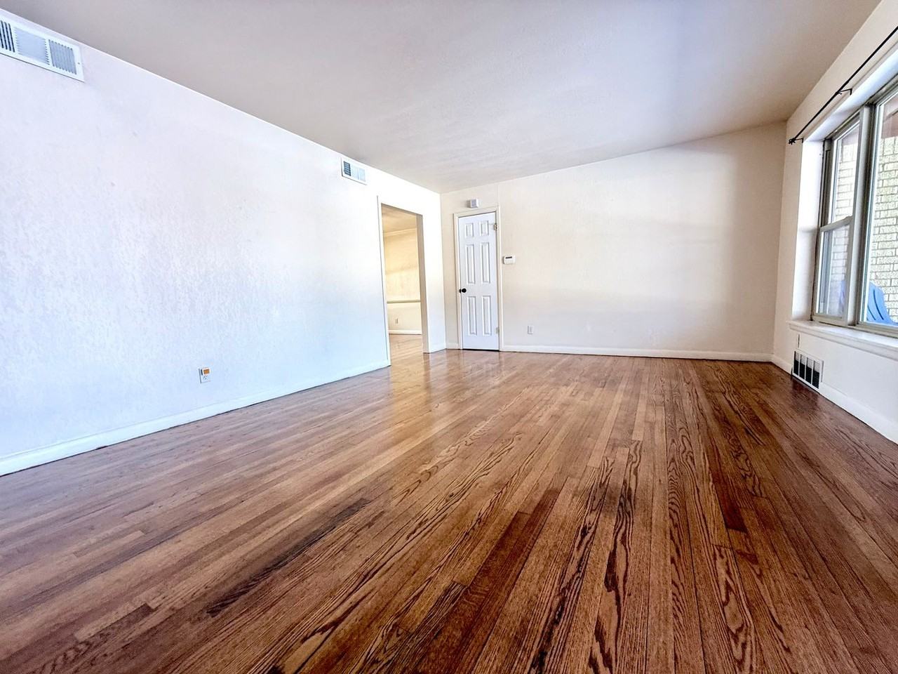 4028 Nw 30th Ter - Photo 2 of 14