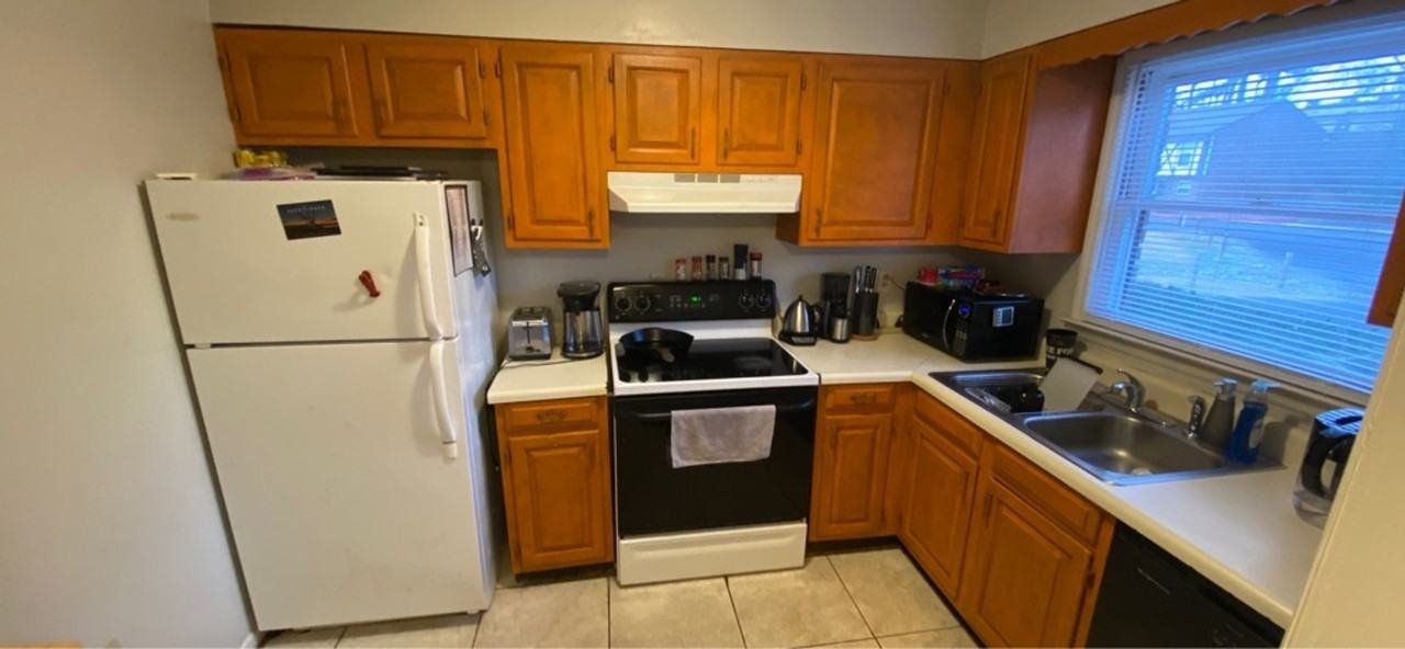 1108 Tiger Blvd #141 - Photo 2 of 9