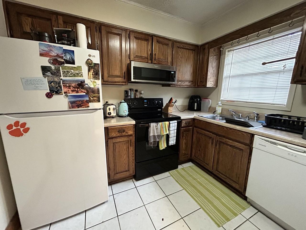 1108 Tiger Blvd #112 - Photo 3 of 9