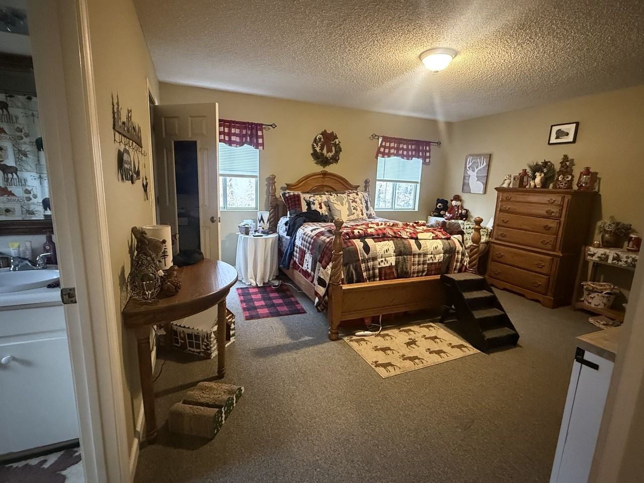 251 Micasa Dr - Photo 6 of 11