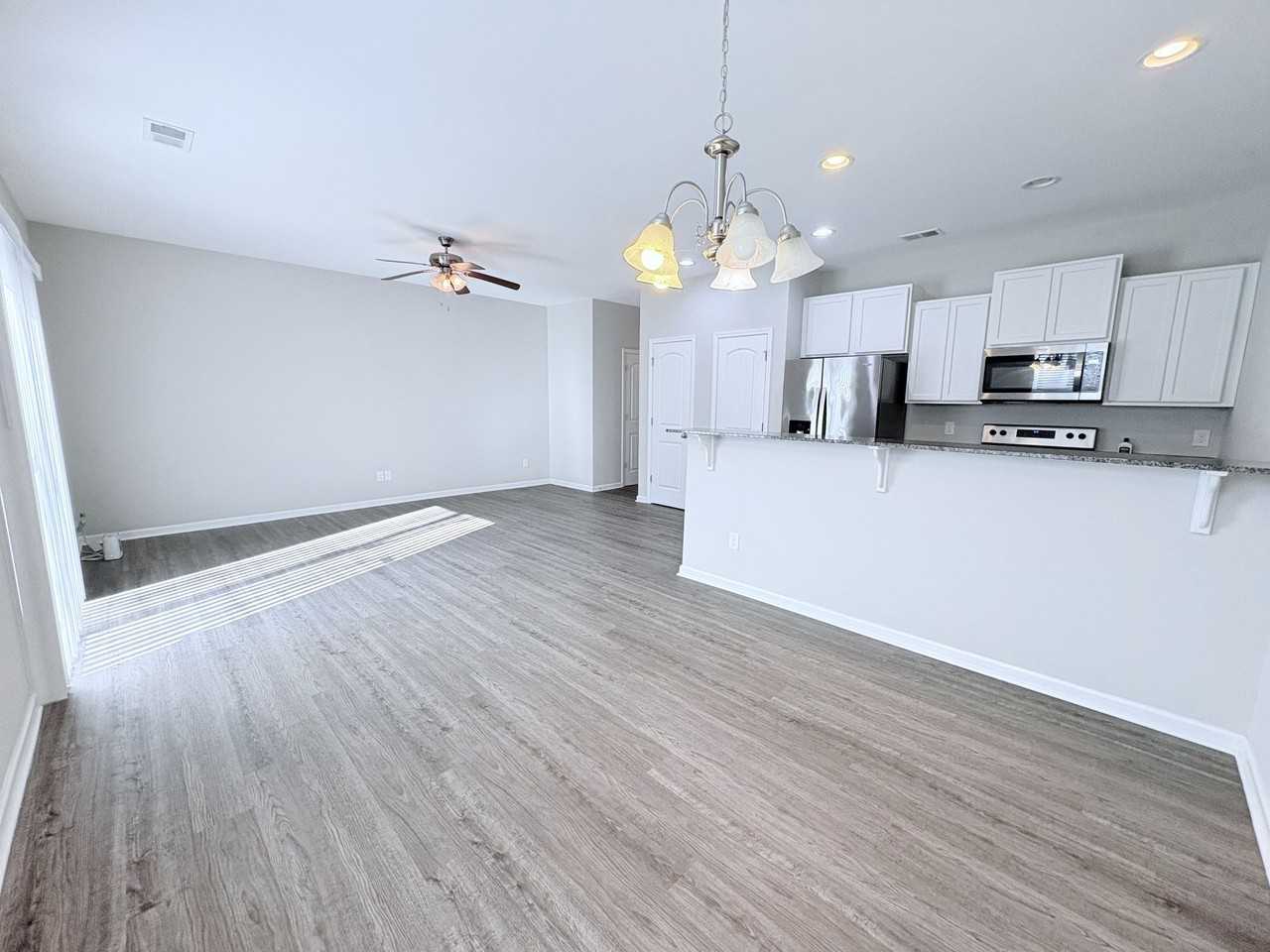 126 Heritage Place Dr - Photo 7 of 38