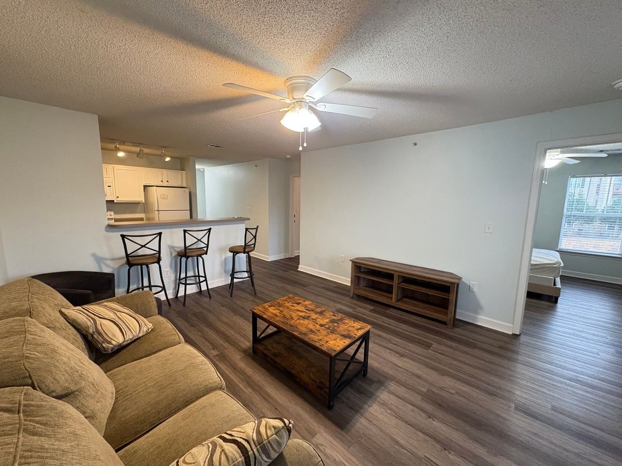 731 Harts Cove Way - Photo 6 of 26