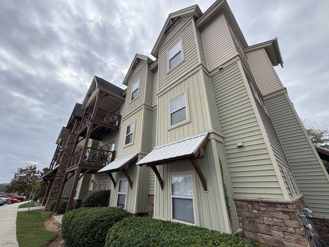 1612 Muscovy Way - Photo 2 of 29