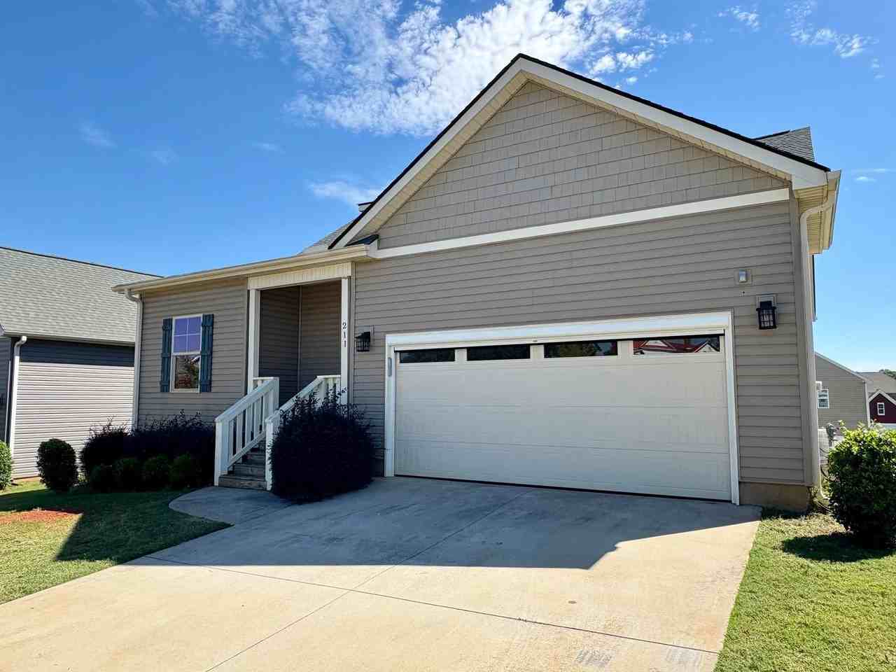 211 Crooked Cedar Way - Photo 3 of 45