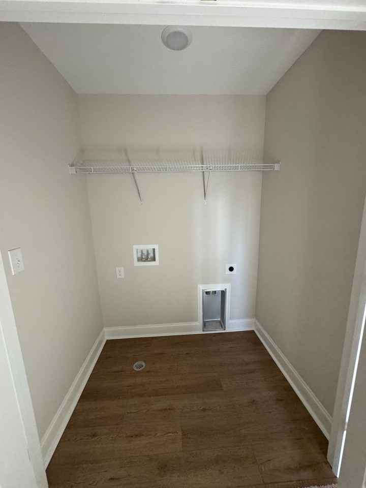 1759 Storm Branch Rd - Photo 5 of 14