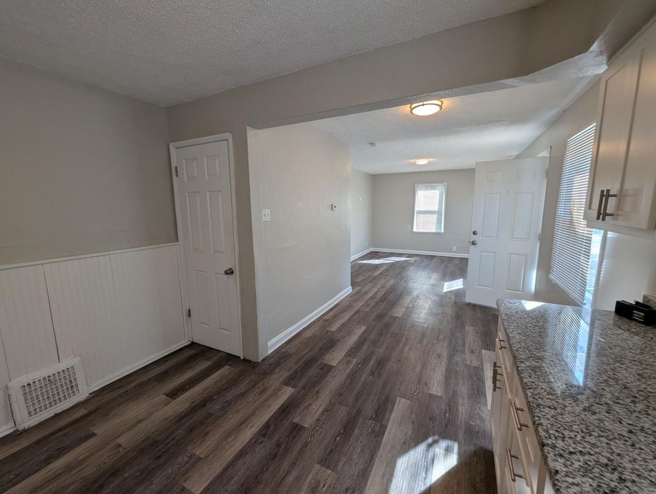 7613 Belwood Dr - Photo 4 of 11