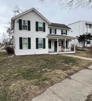 featured image of 501 W Forest Ave