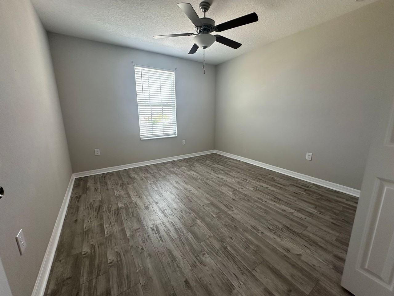 1704 Broad Winged Hawk Dr - Photo 6 of 24