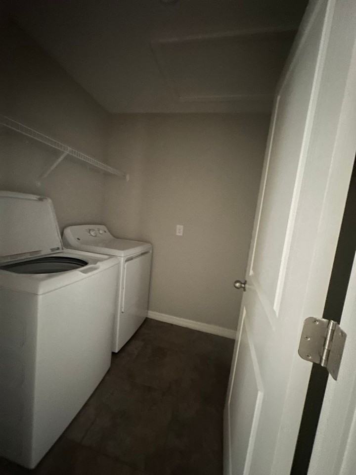 1704 Broad Winged Hawk Dr - Photo 7 of 24