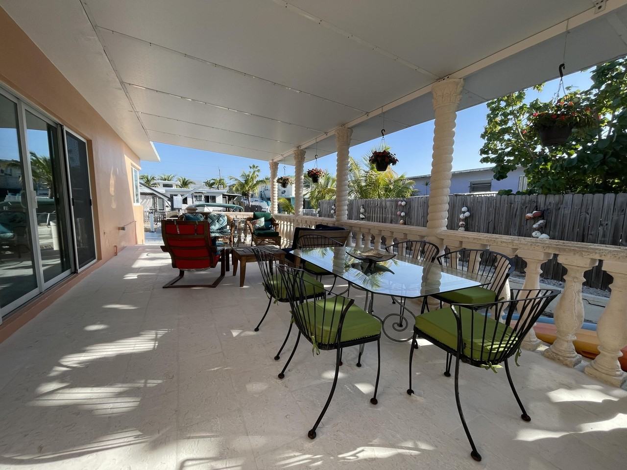 64 Seagate Blvd - Photo 7 of 45