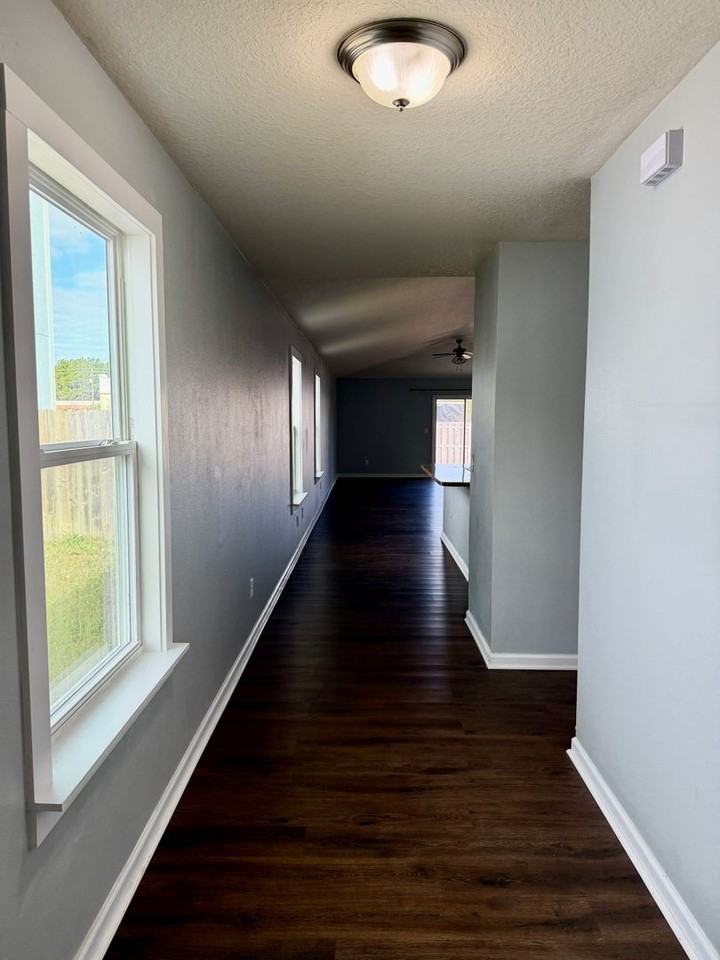 29 Fox Path - Photo 3 of 22