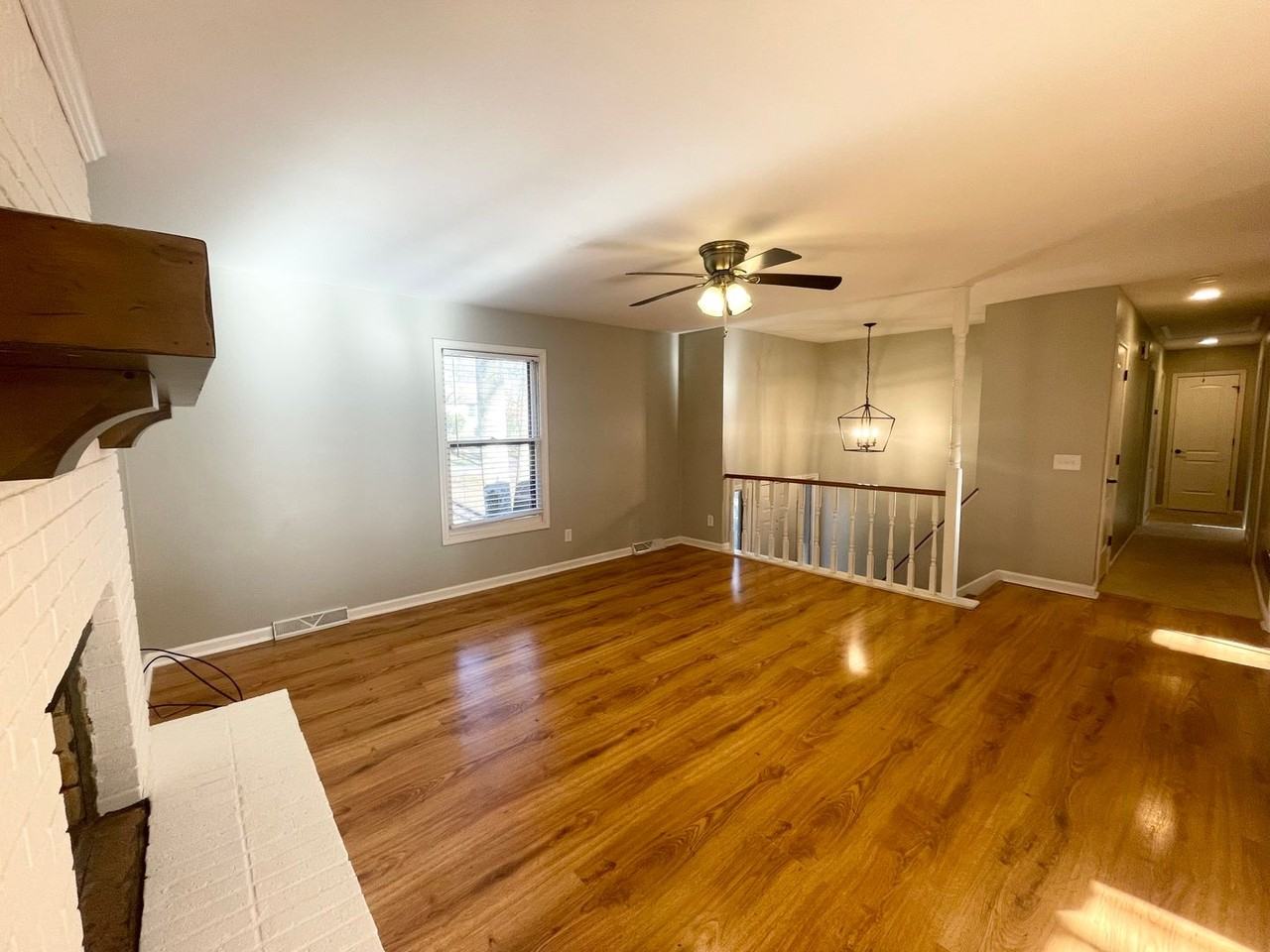 328 Wellington Way - Photo 3 of 20