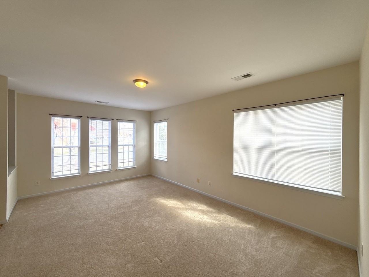 7023 Brighton Park Dr - Photo 2 of 25