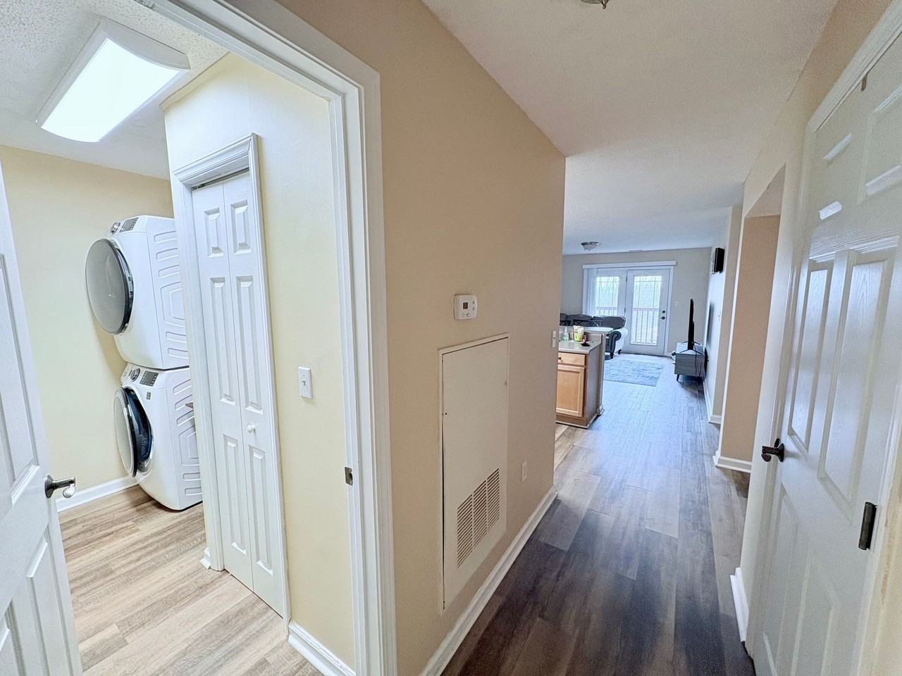 1621 Harts Ridge Dr - Photo 2 of 15