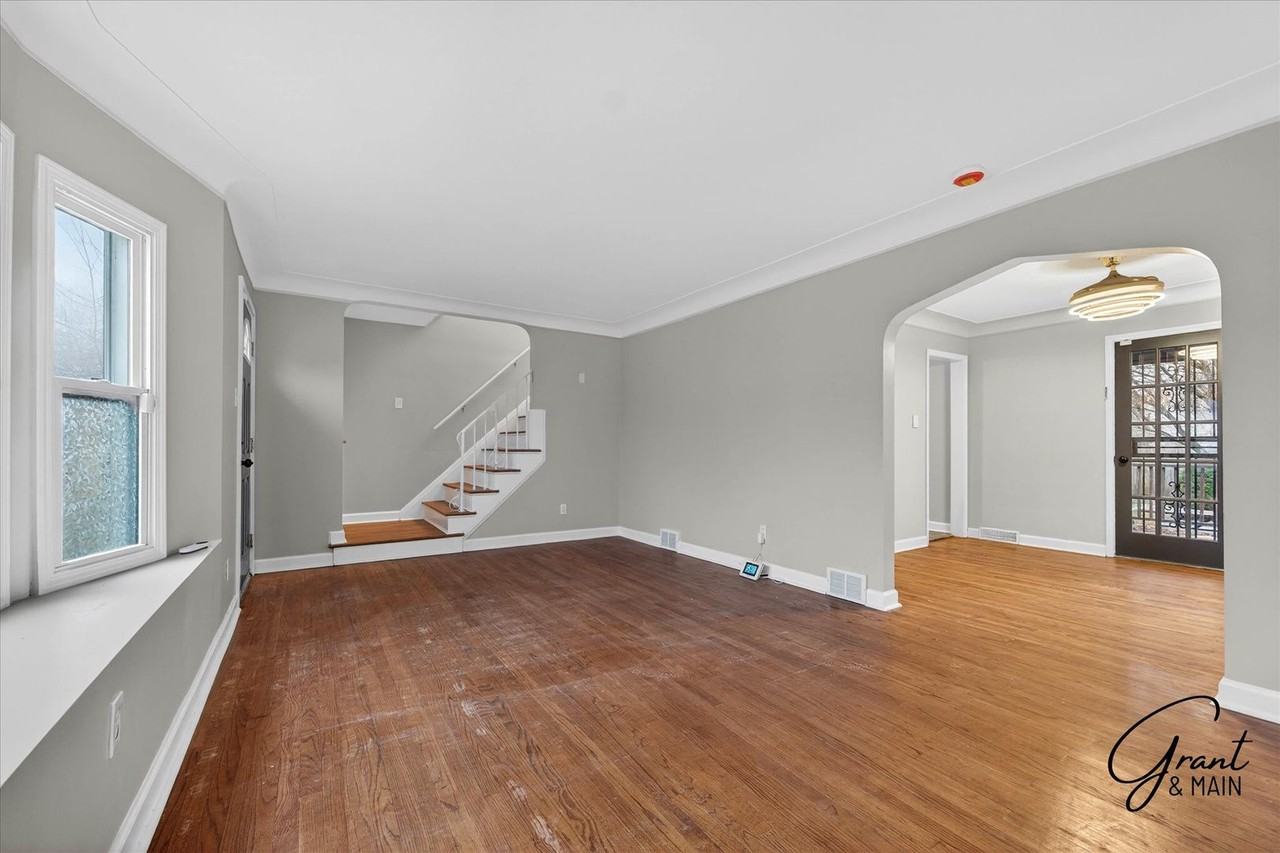 4327 Bedford St - Photo 6 of 29