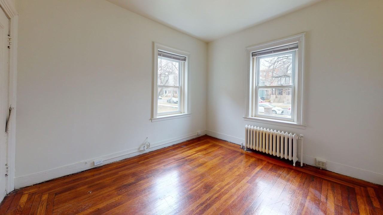 102 Dwight St - Photo 7 of 16