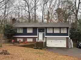 featured image of 101 Knight Cir