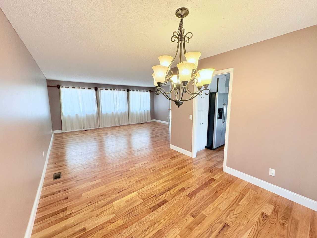 101 Knight Cir - Photo 5 of 26