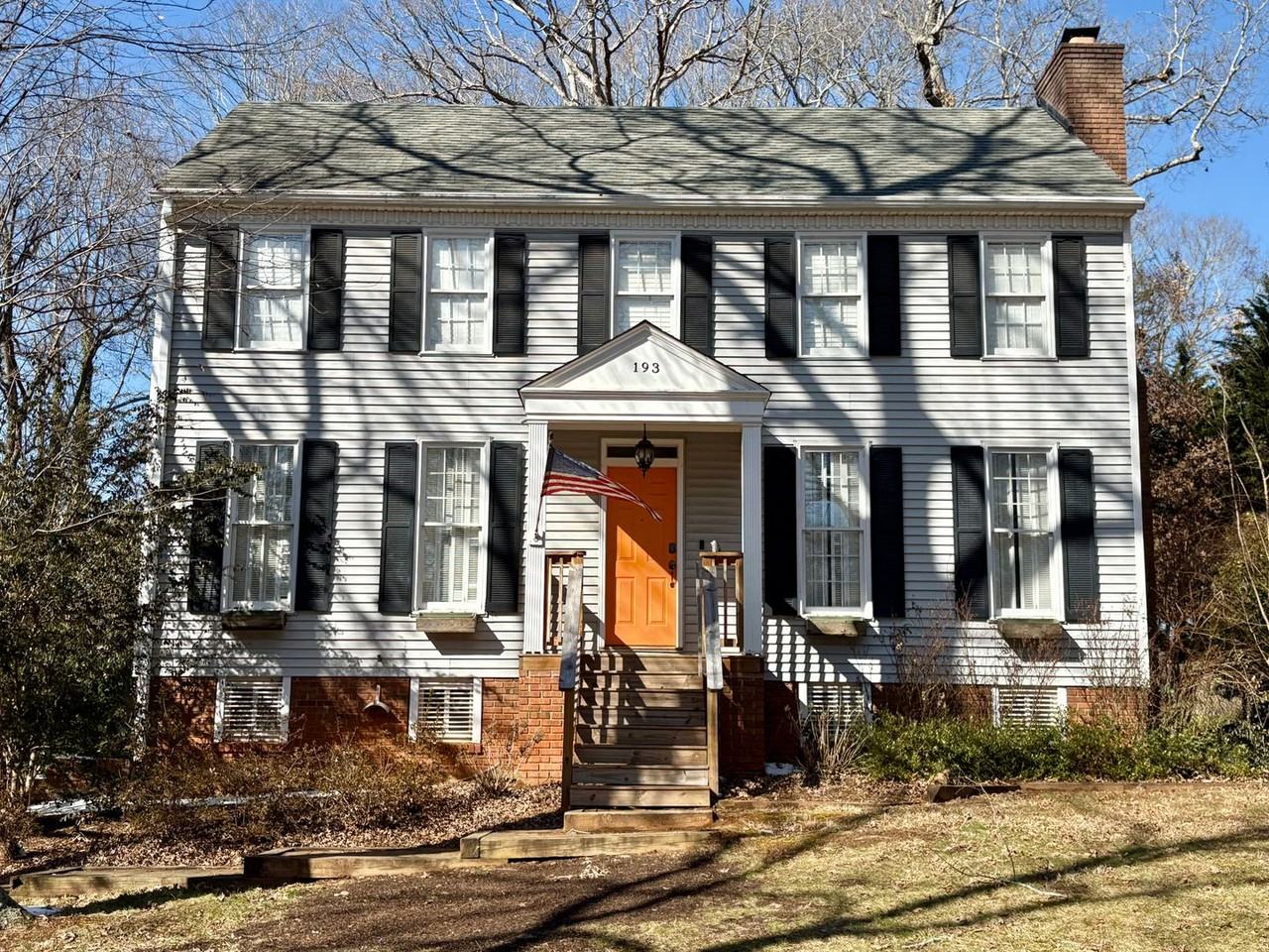 193 Heather Dr - Photo 2 of 18