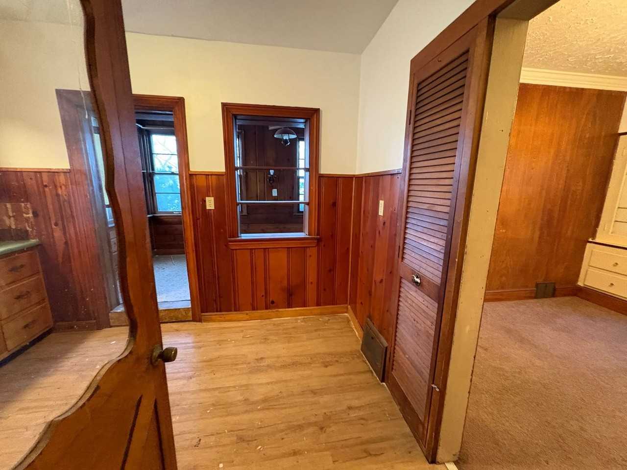 8123 Vista Ave - Photo 5 of 13