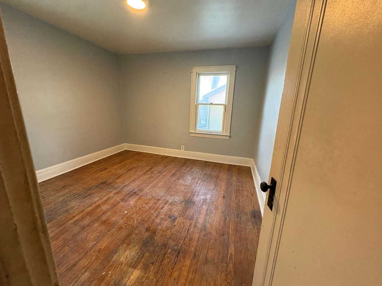 8123 Vista Ave - Photo 6 of 13