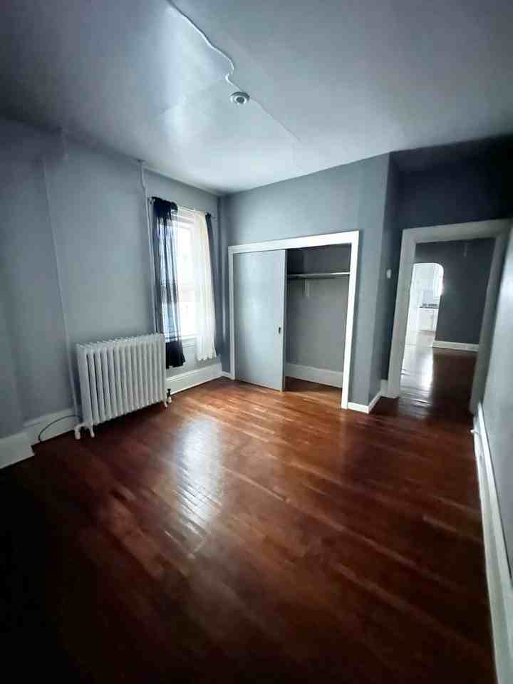 709 Pennsylvania Ave - Photo 3 of 9