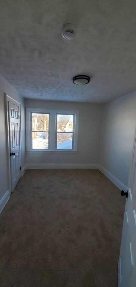 3814 E 151st St - Photo 6 of 41