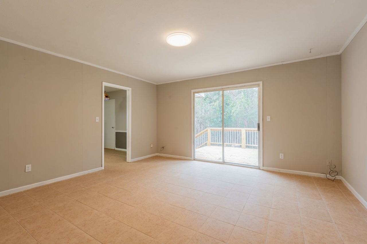 4560 Nan Leah Ln - Photo 7 of 15