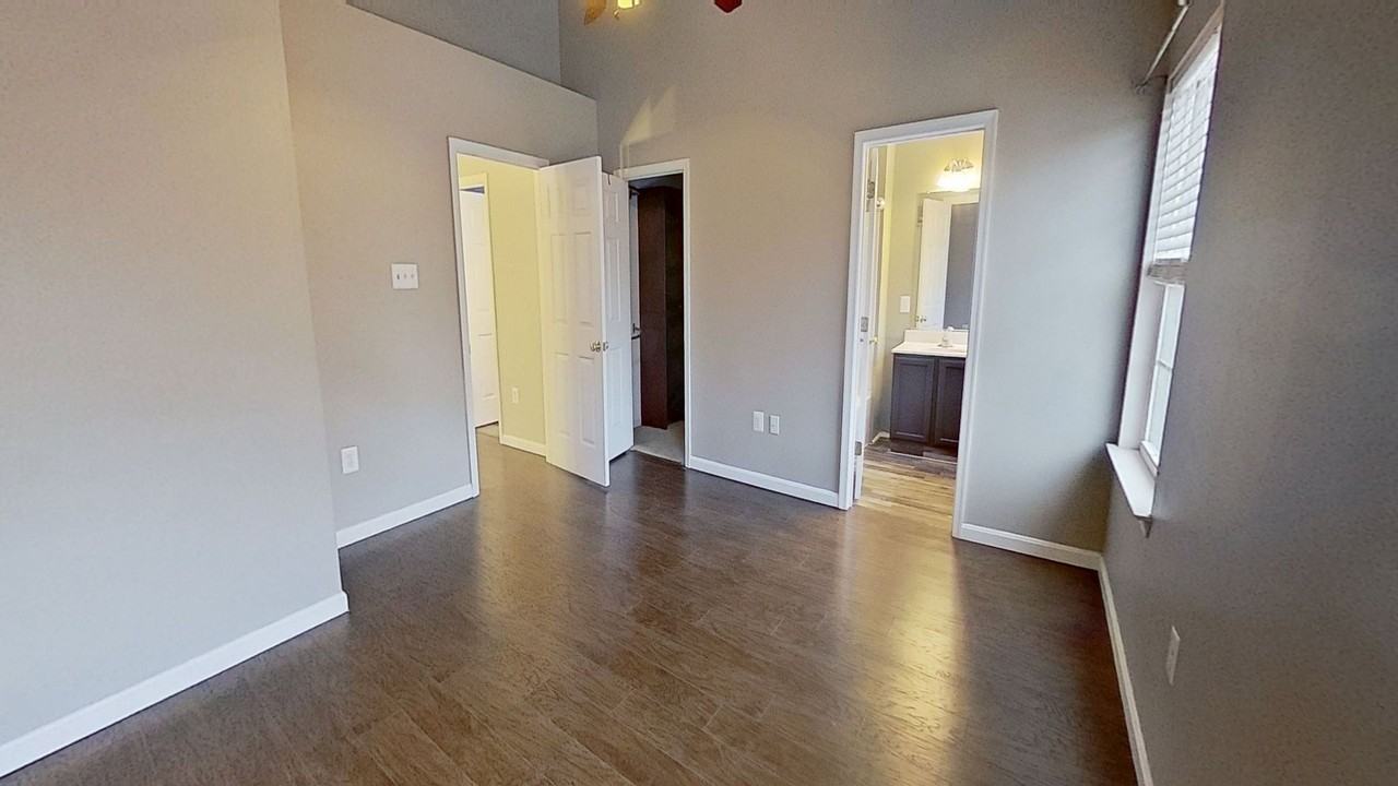 250 Country Ridge Dr - Photo 2 of 11