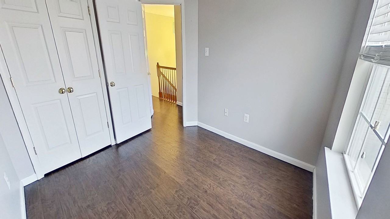 250 Country Ridge Dr - Photo 4 of 11