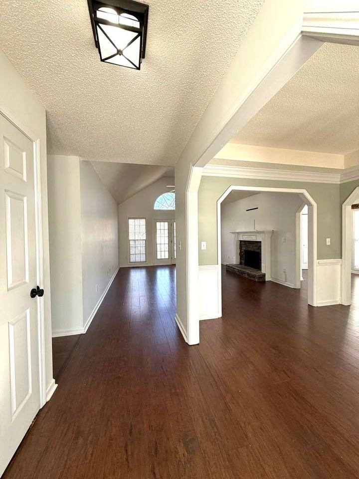 191 Norton Dr - Photo 5 of 39