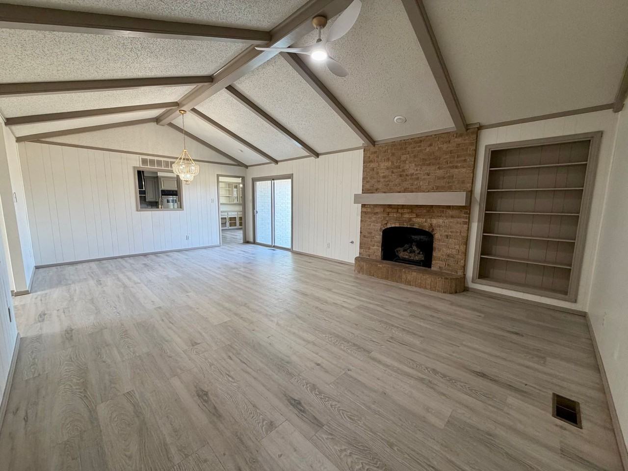 506 Jenny Wren St - Photo 2 of 26