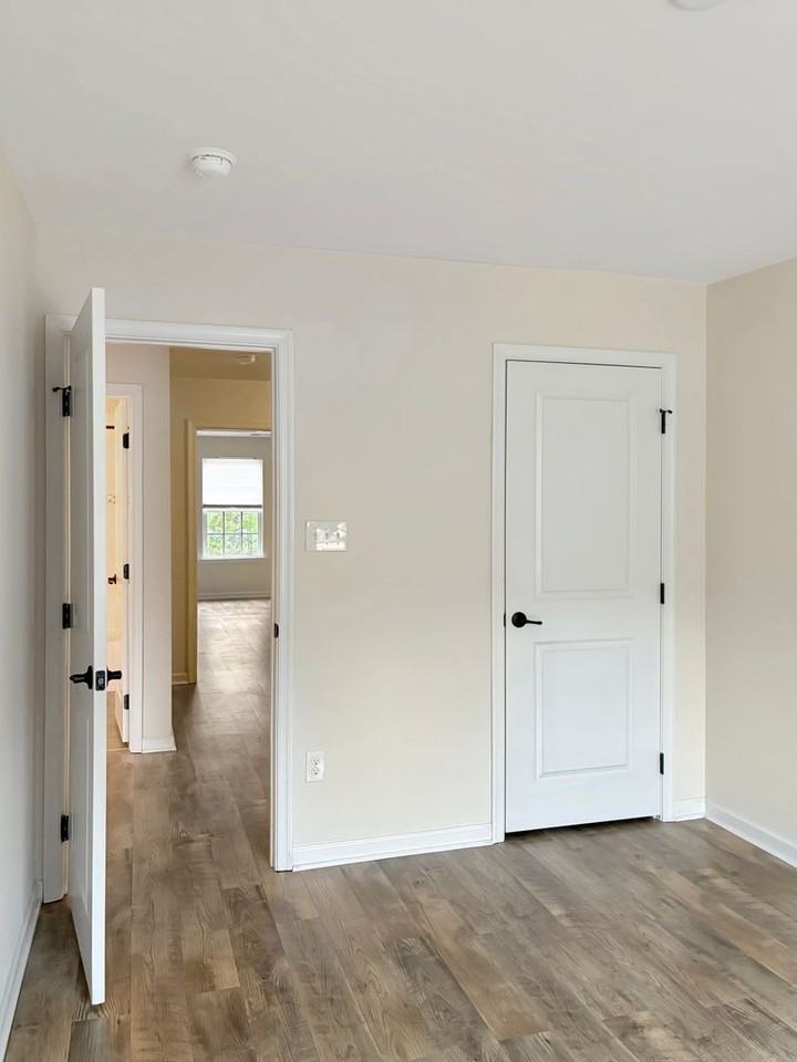 8916 Ringview Dr - Photo 5 of 27