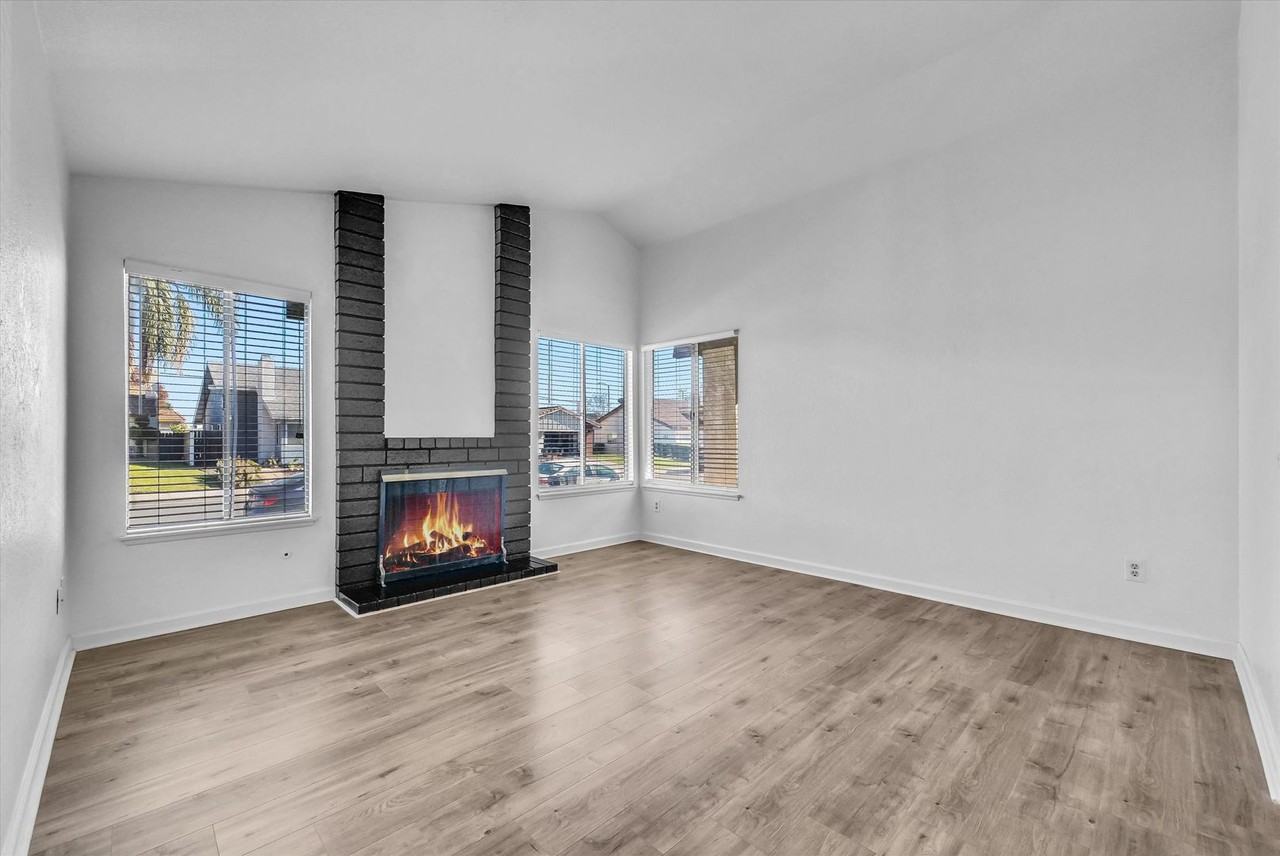 13388 Wisteria Pl - Photo 4 of 24