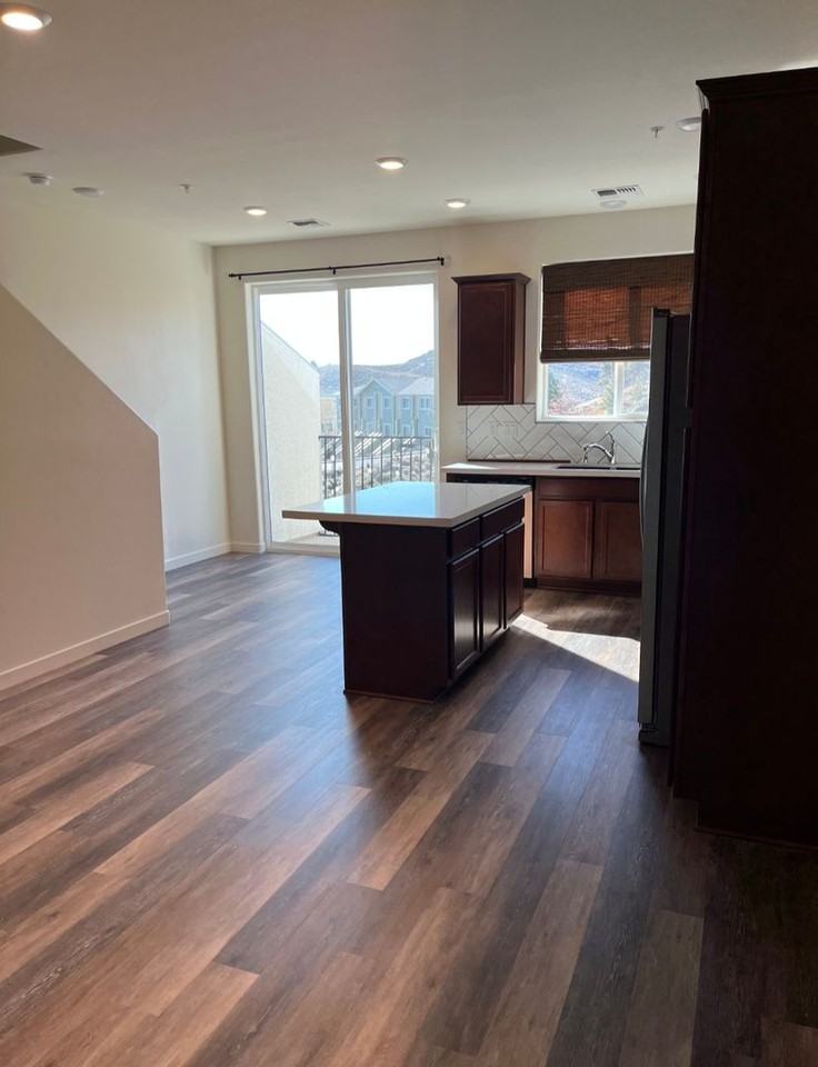 5075 Ronald Stephen Cir - Photo 4 of 20