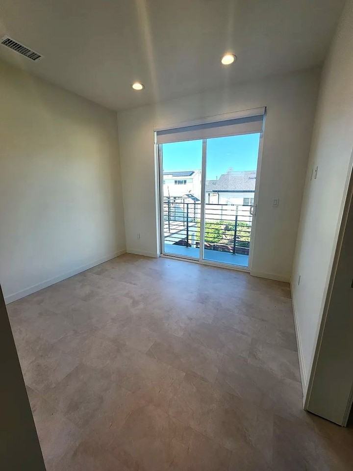 417 Heidelberg Ave - Photo 6 of 7