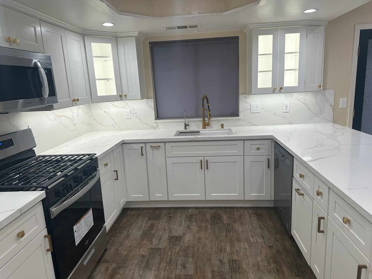 1126 N Palm St - Photo 6 of 27