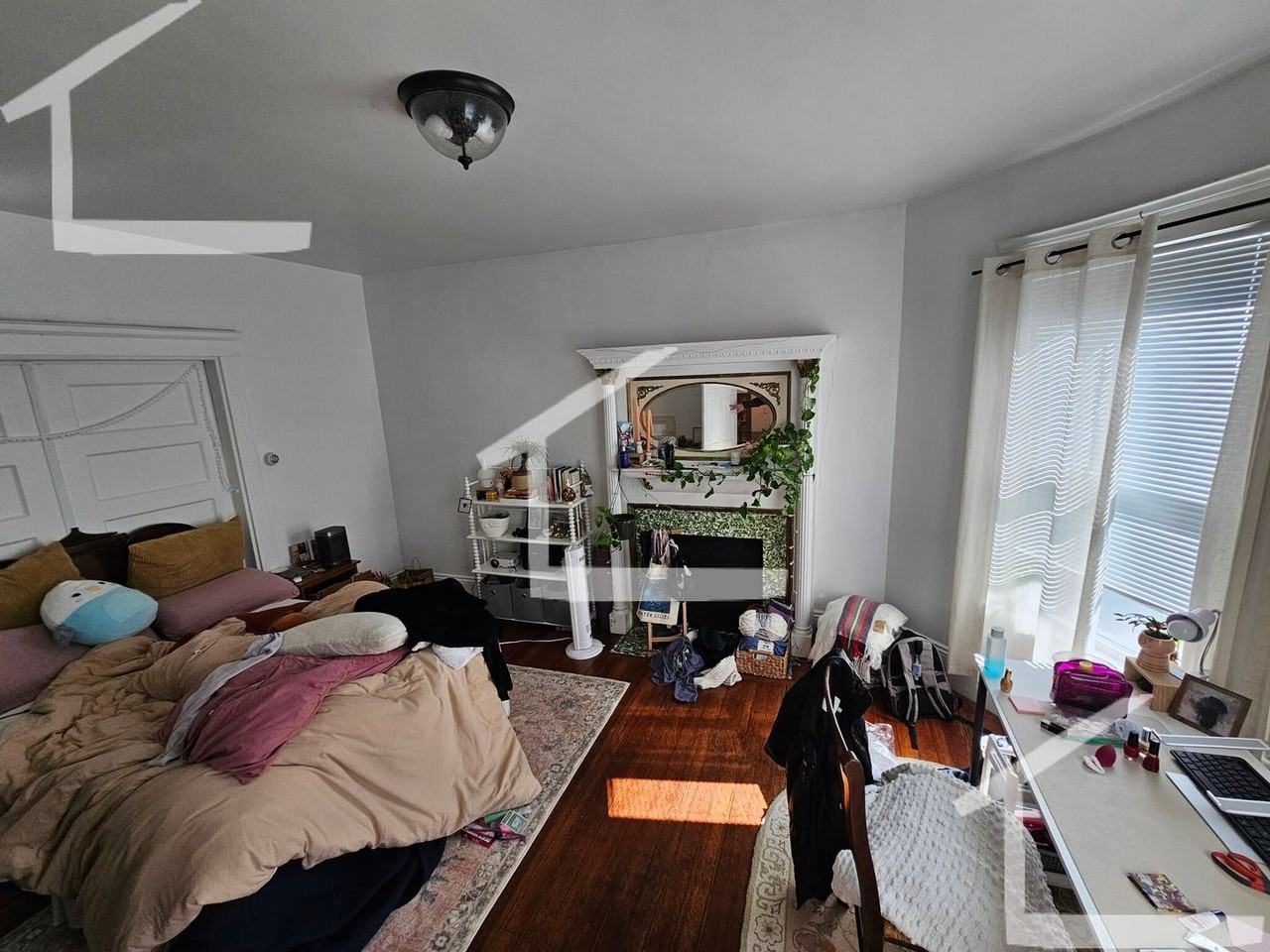 98 Ashford St - Photo 2 of 10