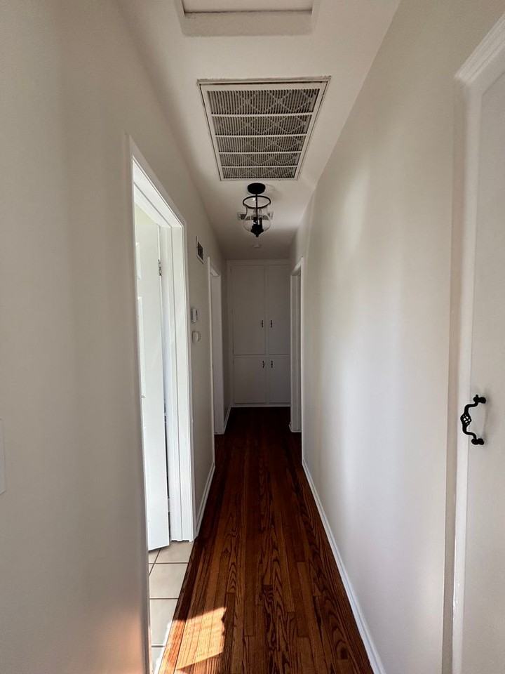 661 Lochleven St - Photo 4 of 7