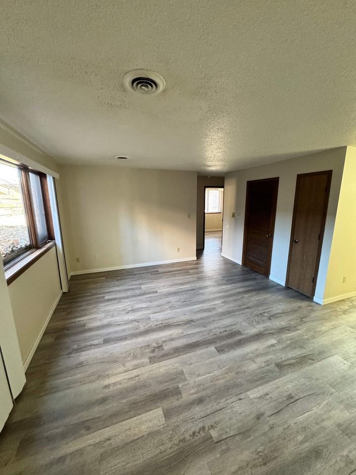 Boone 12-Unit (Avon View) - Photo 3 of 9