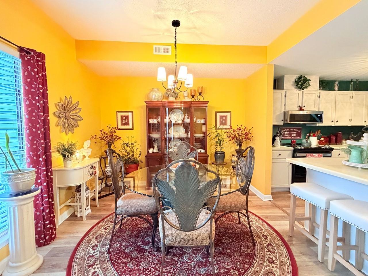 5392 Gardner Ct - Photo 7 of 16