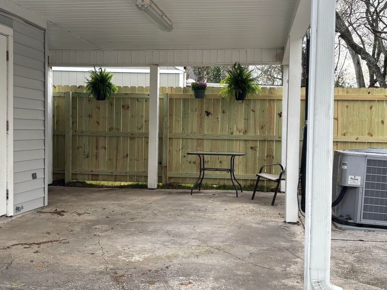 326 Stoney Creek Ave - Photo 2 of 15