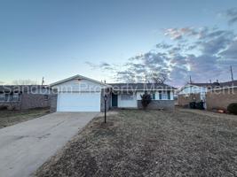 featured image of 4915 Greenan Dr